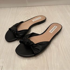 NEW Saks Fifth Avenue Leather Knot Sandals Black Size 6